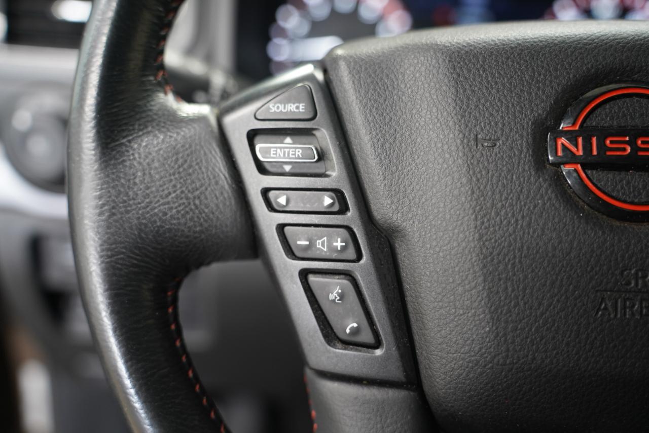 Nissan Titan 4x4 Crew Cab PRO-4X 2023
