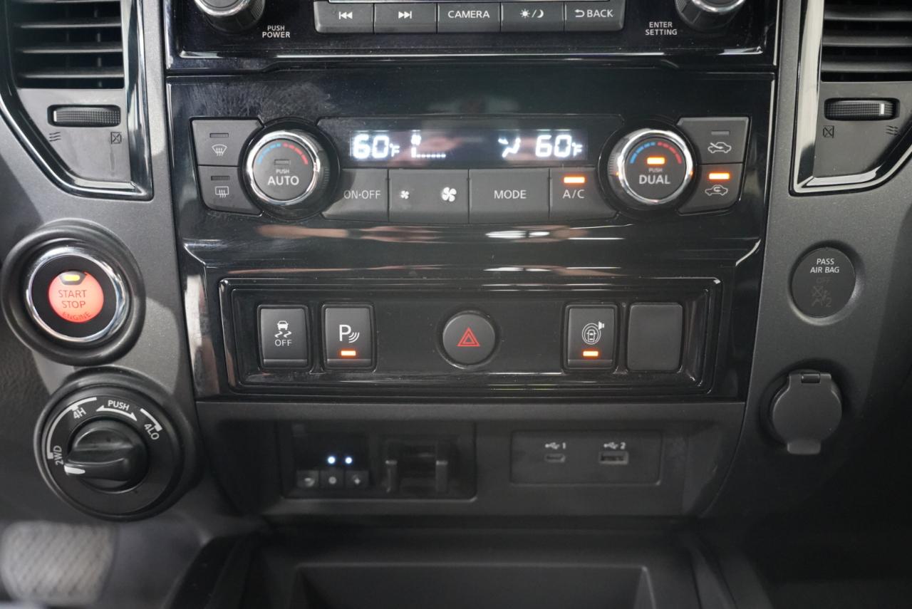 Nissan Titan 4x4 Crew Cab PRO-4X 2023