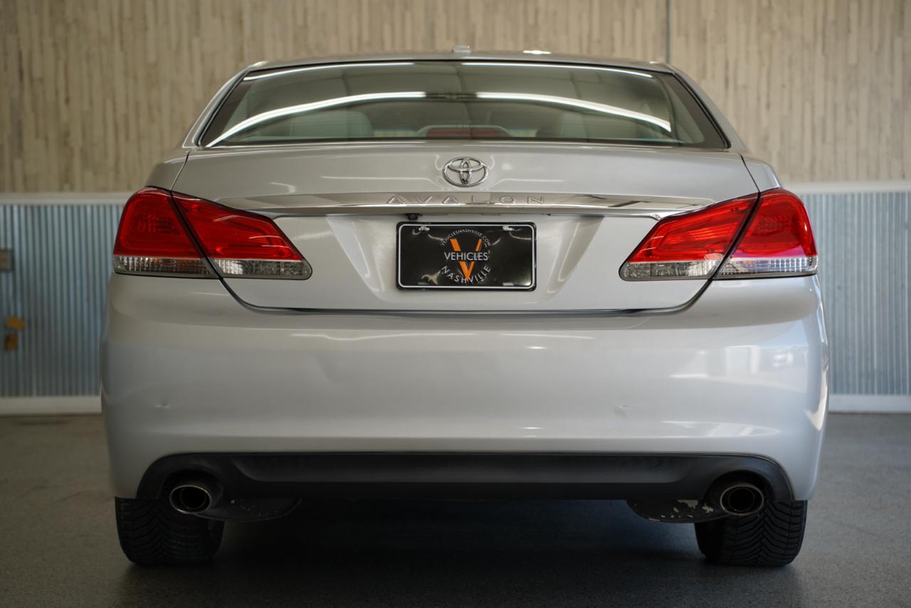 Toyota Avalon Limited 2012