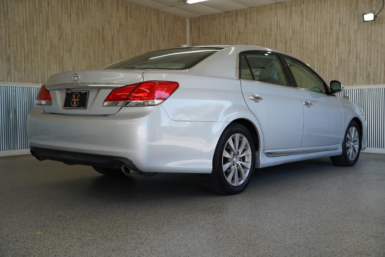 Toyota Avalon Limited 2012