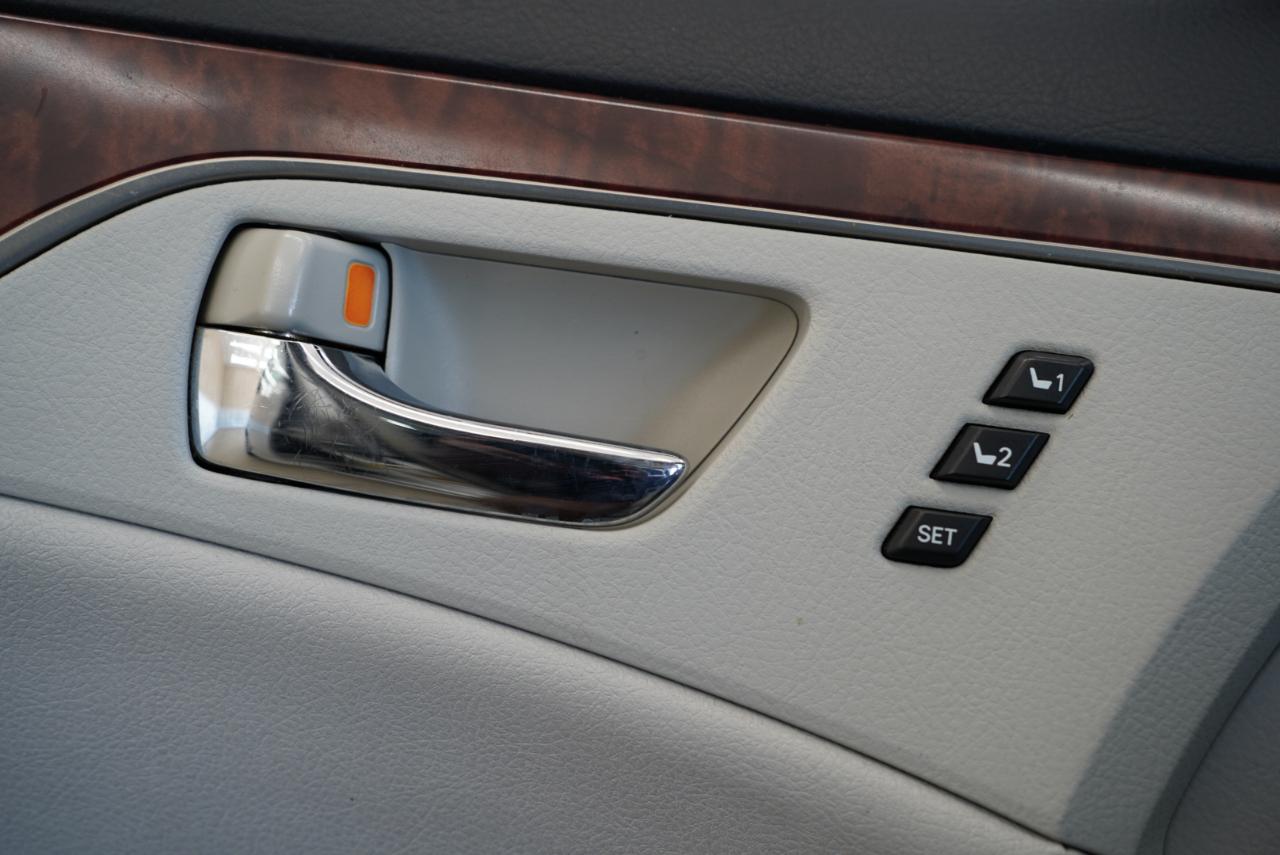 Toyota Avalon Limited 2012