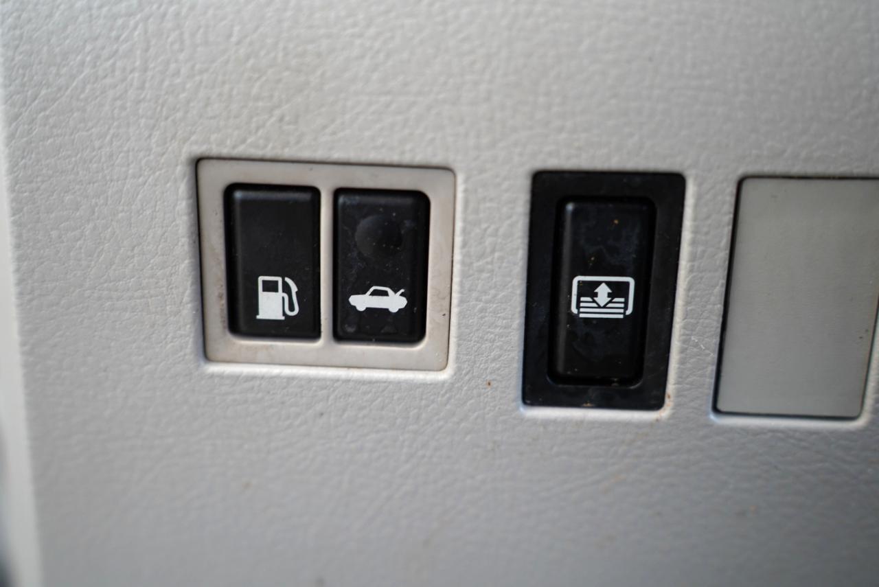 Toyota Avalon Limited 2012