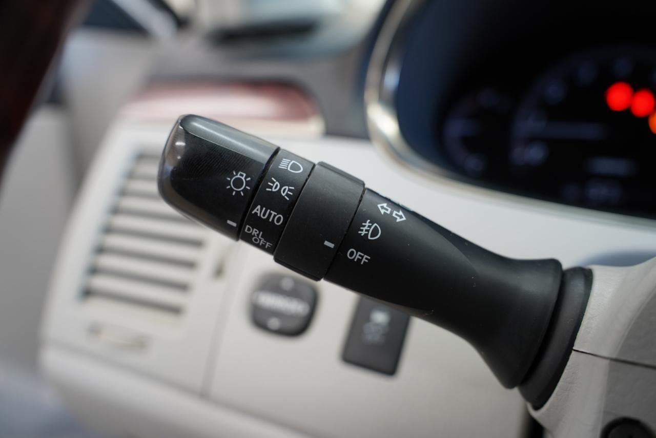 Toyota Avalon Limited 2012