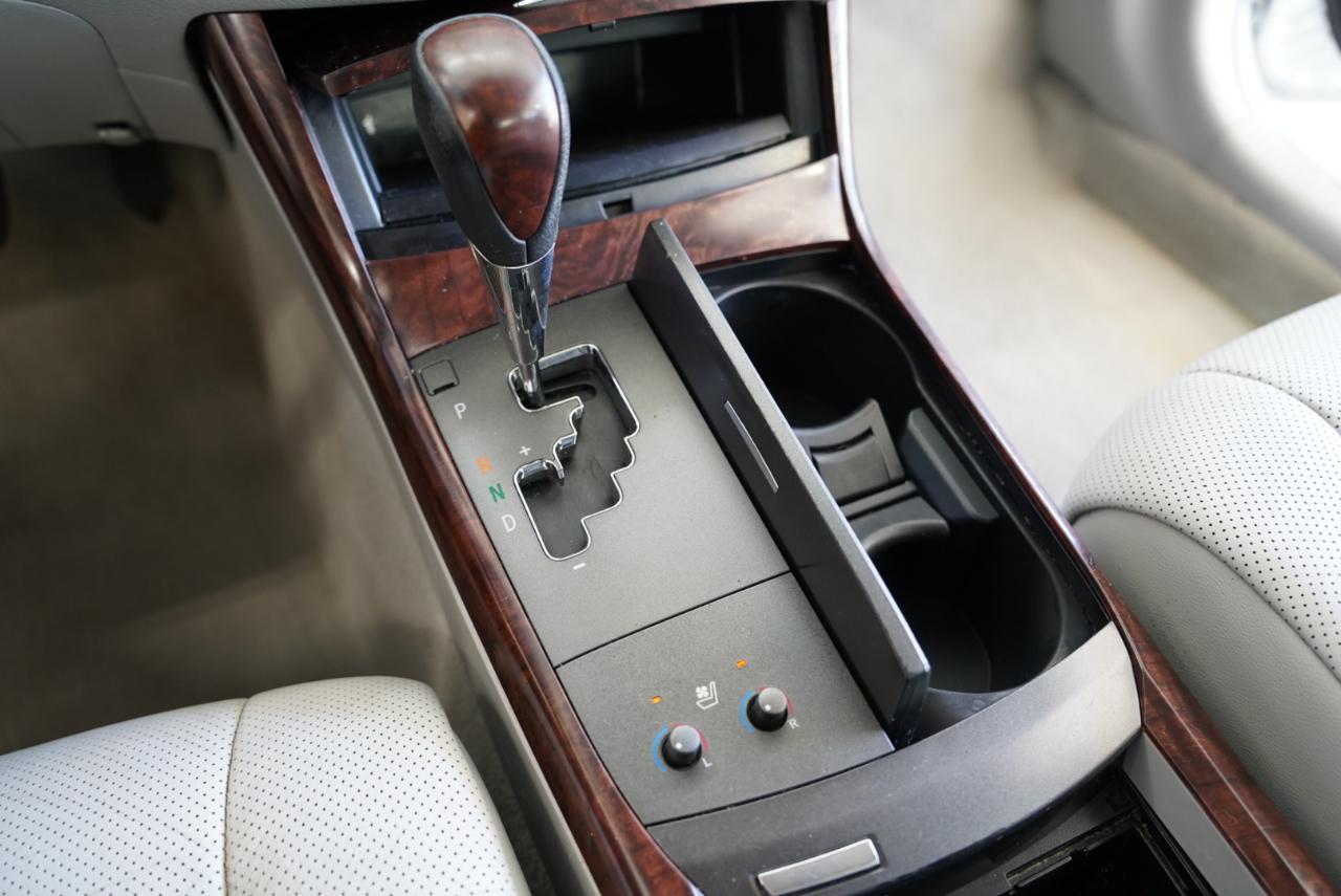 Toyota Avalon Limited 2012