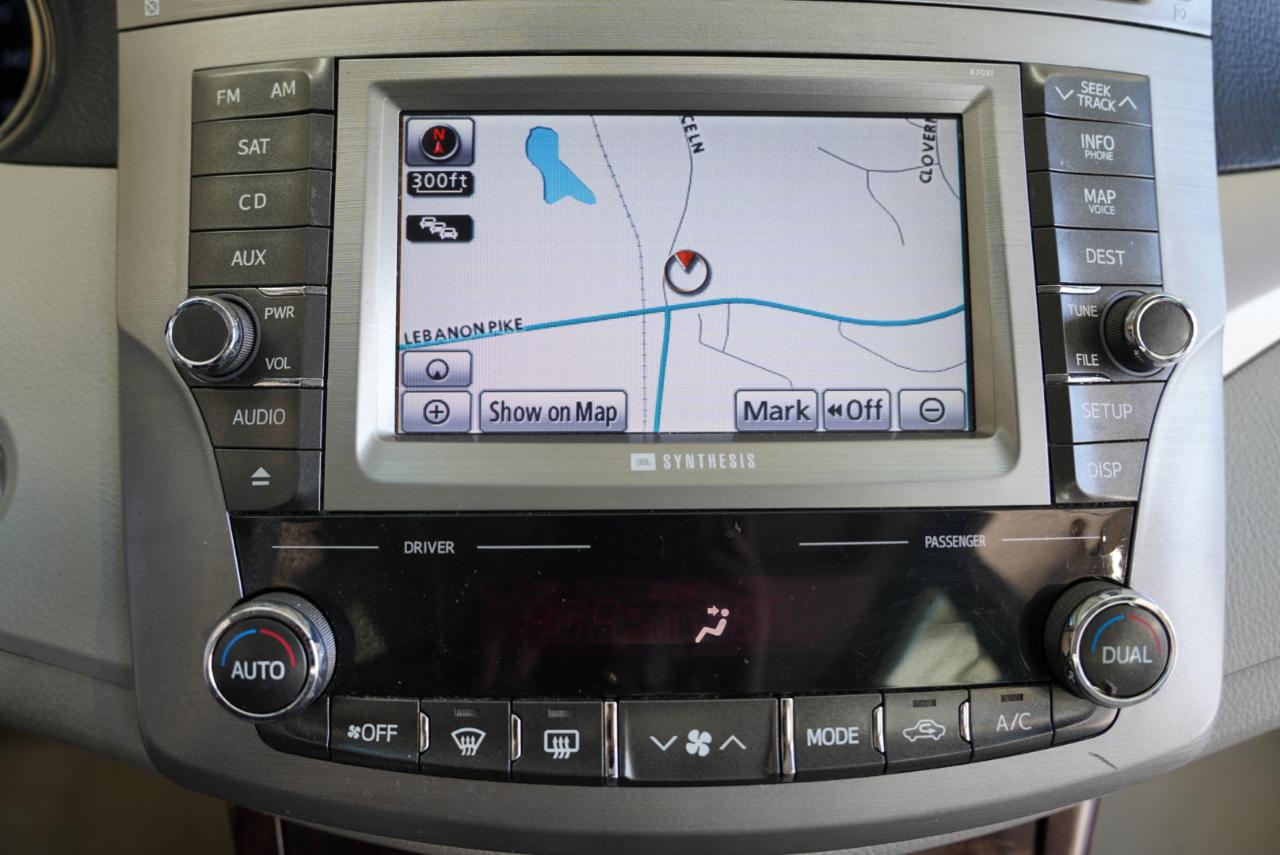 Toyota Avalon Limited 2012