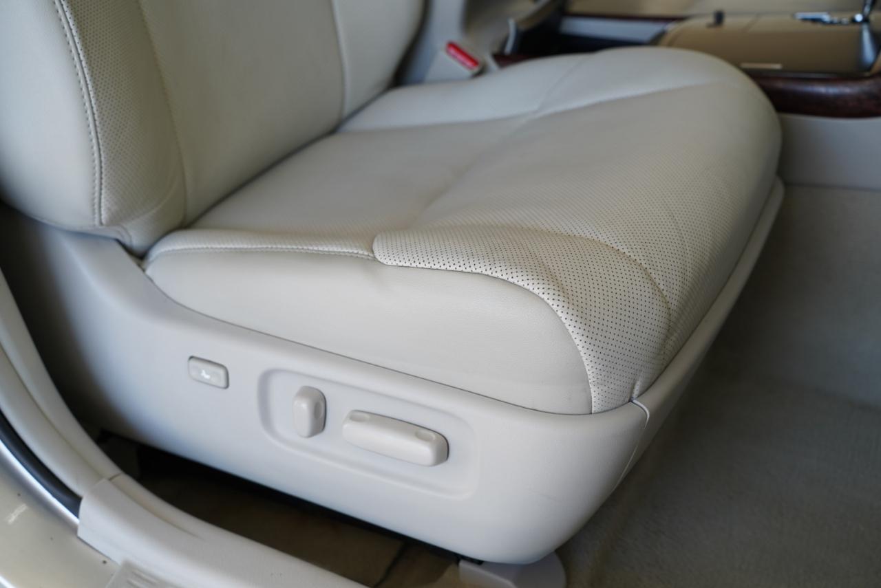 Toyota Avalon Limited 2012