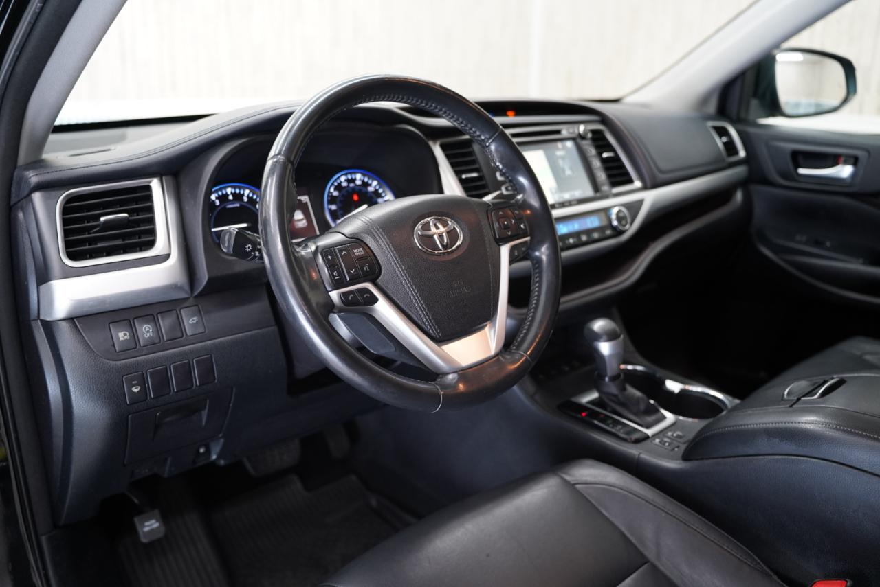 Toyota Highlander  2017