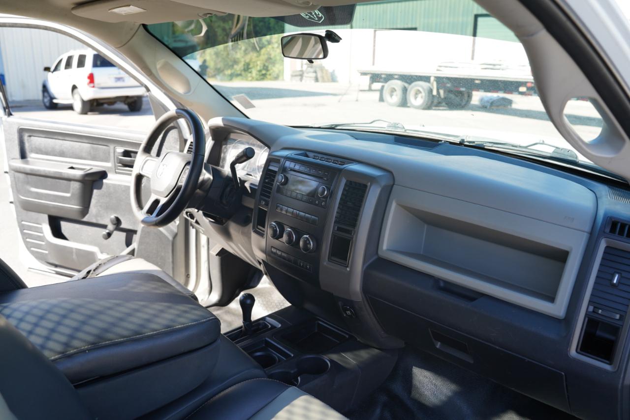 Dodge 3500 photo 17