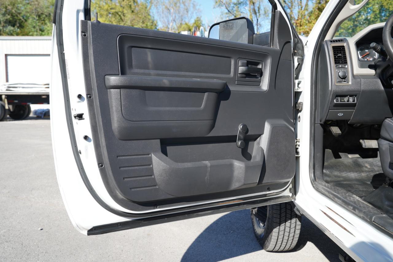 Dodge 3500 photo 28