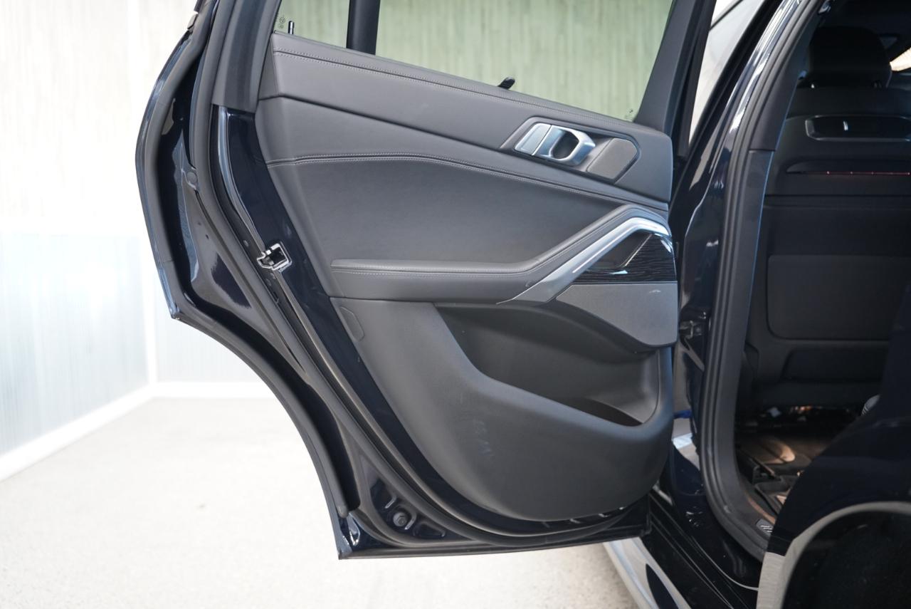 BMW X6 photo 36