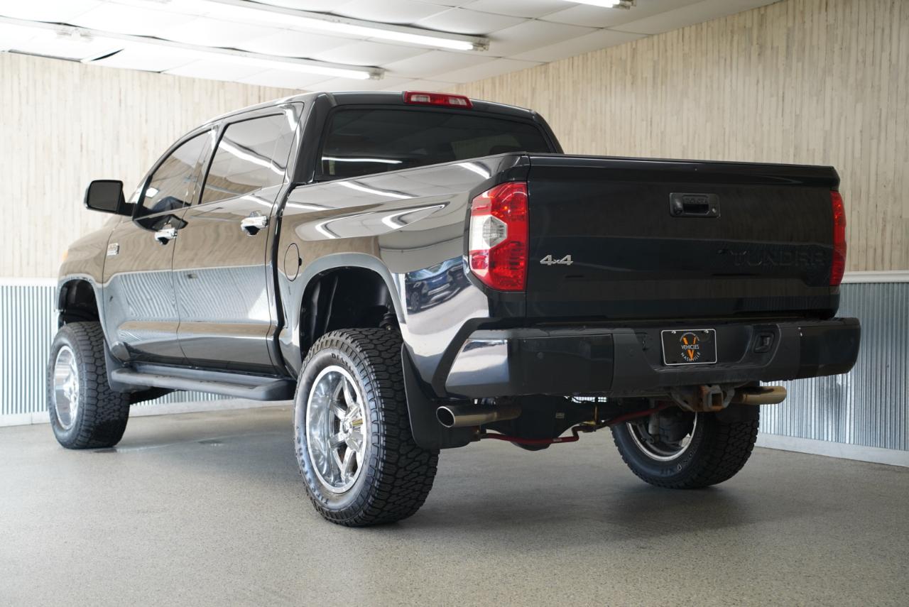Toyota Tundra 4WD Truck  2014