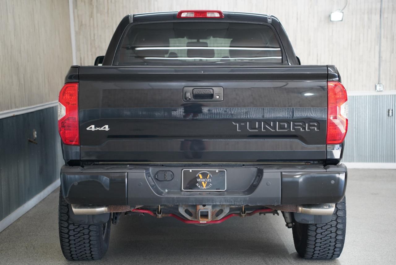Toyota Tundra 4WD Truck  2014