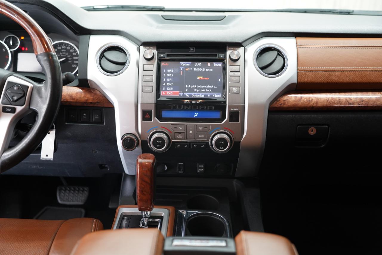 Toyota Tundra 4WD Truck  2014