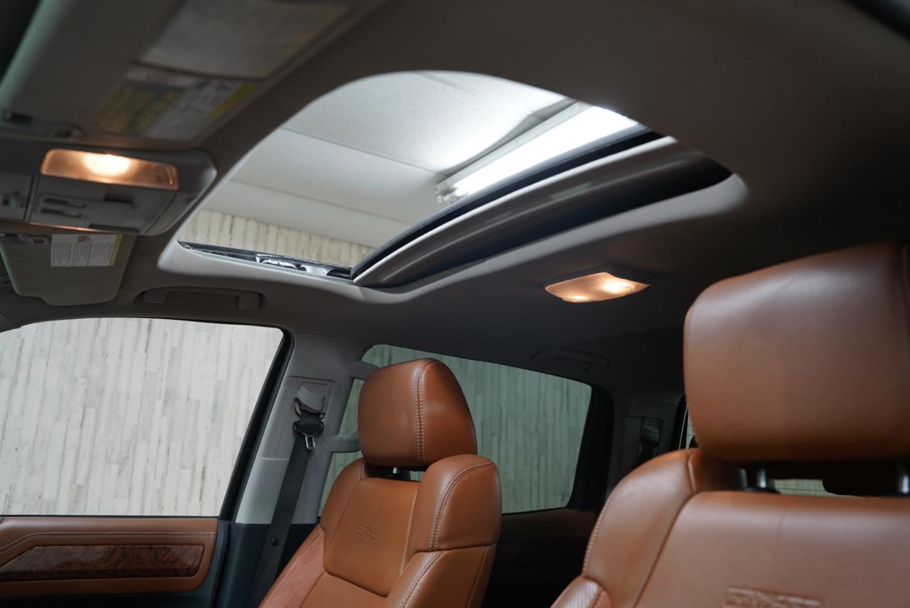 Toyota Tundra 4WD Truck  2014