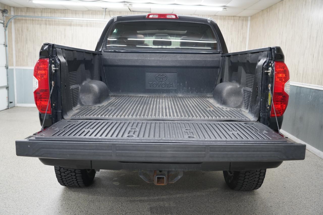 Toyota Tundra 4WD Truck  2014