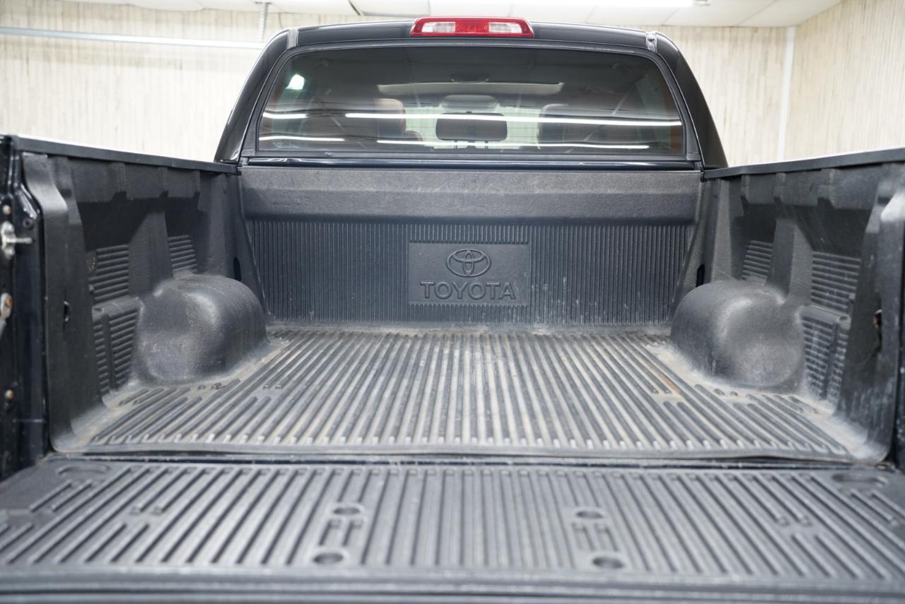 Toyota Tundra 4WD Truck  2014