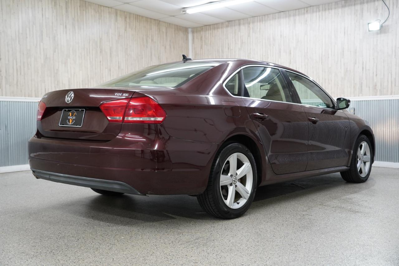 Volkswagen Passat 4dr Sdn 2.0L Manual TDI SE 2013