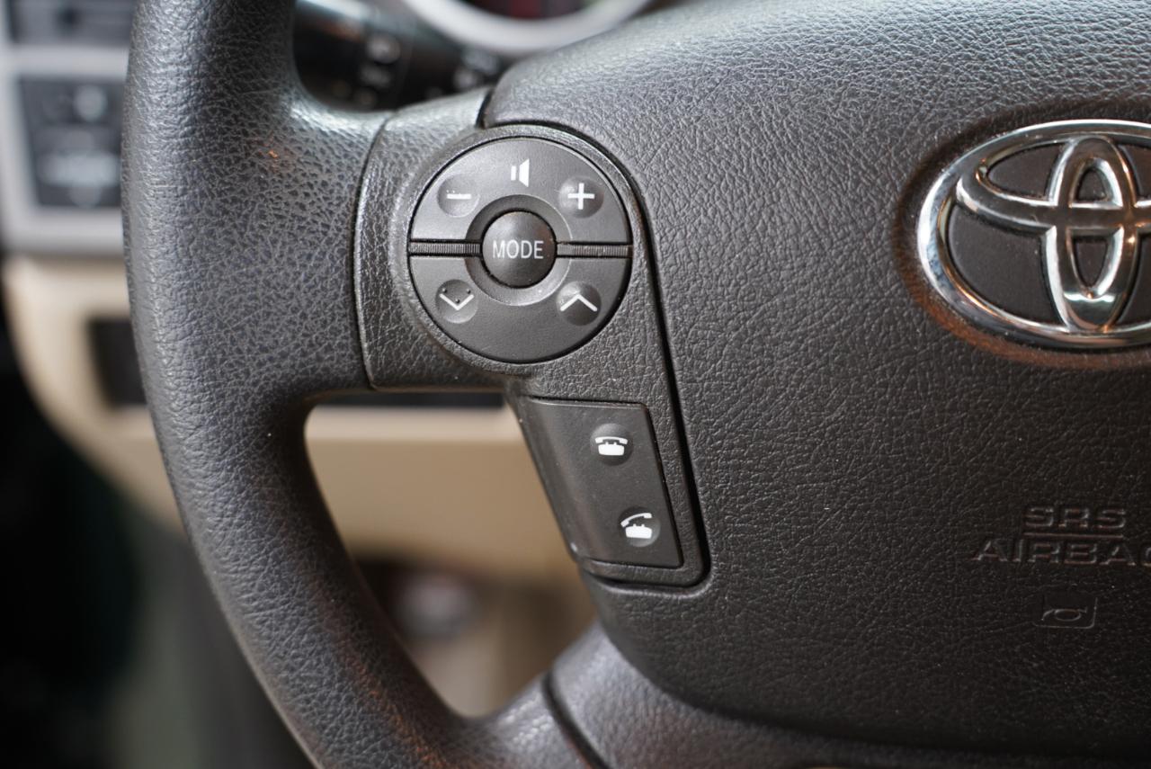 Toyota Tundra 2WD Truck  2010