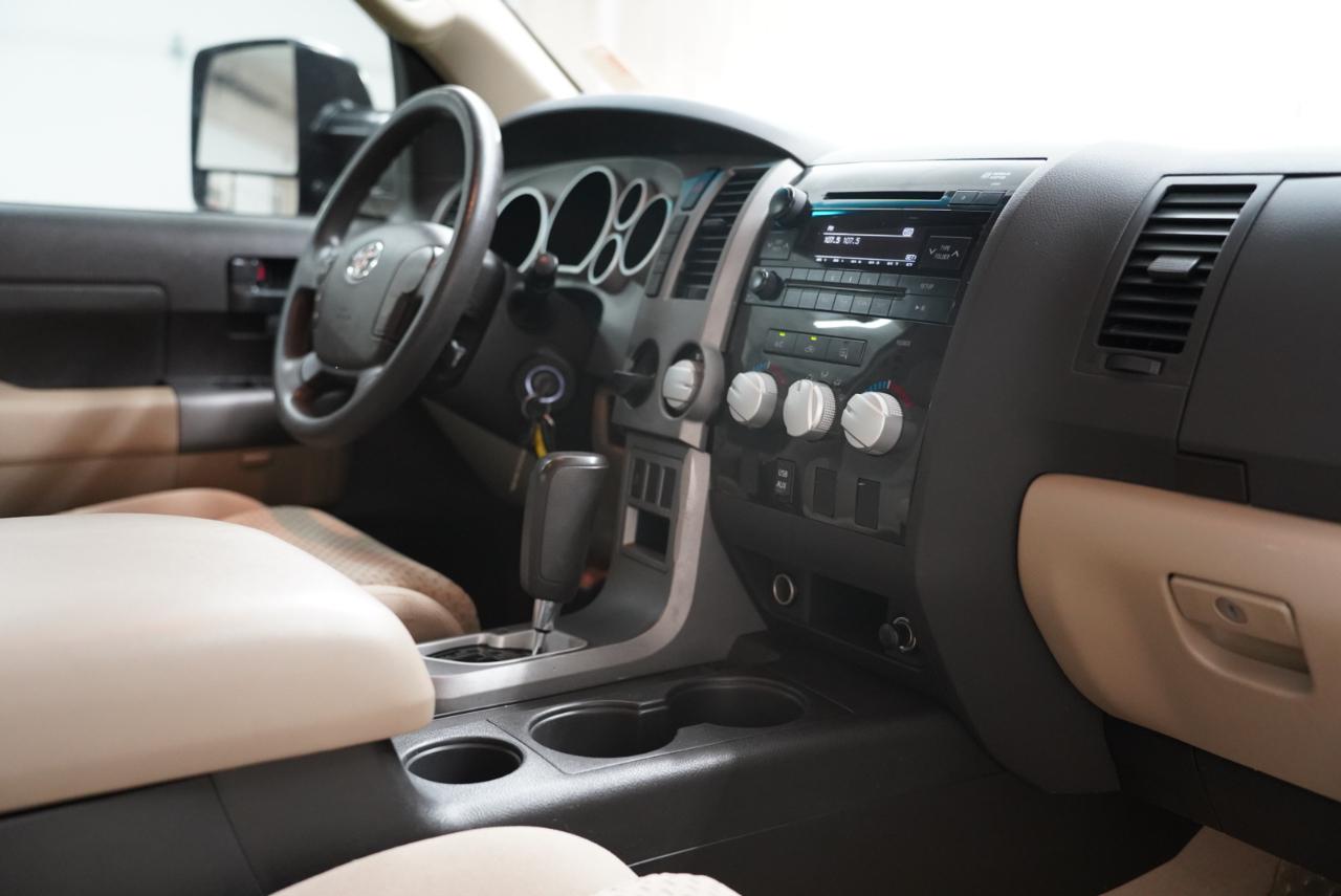 Toyota Tundra 2WD Truck  2010