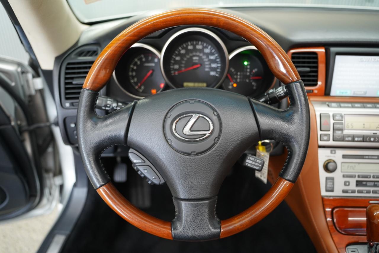 Lexus SC 430 2dr Convertible 2002