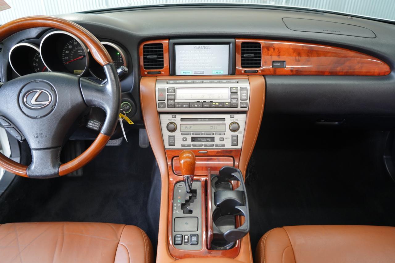 Lexus SC 430 2dr Convertible 2002