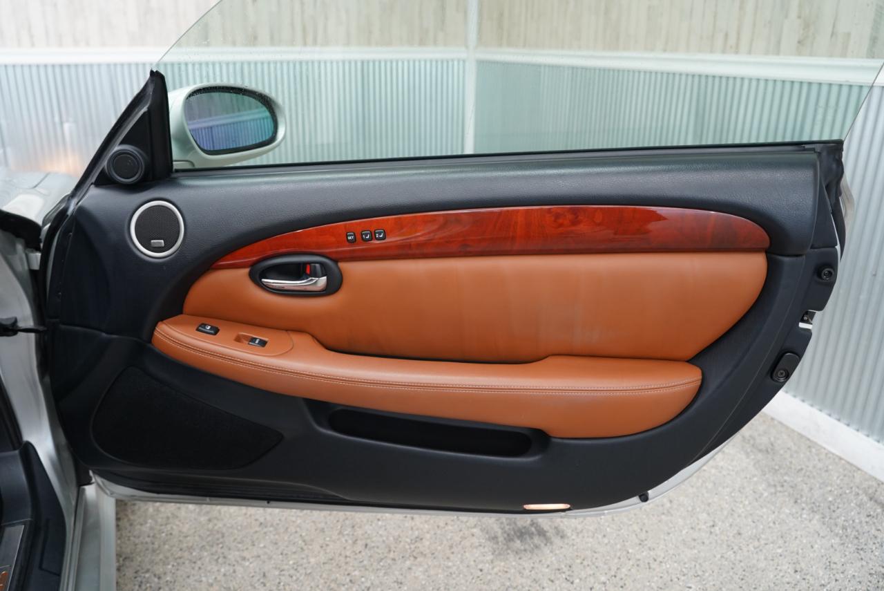 Lexus SC 430 2dr Convertible 2002