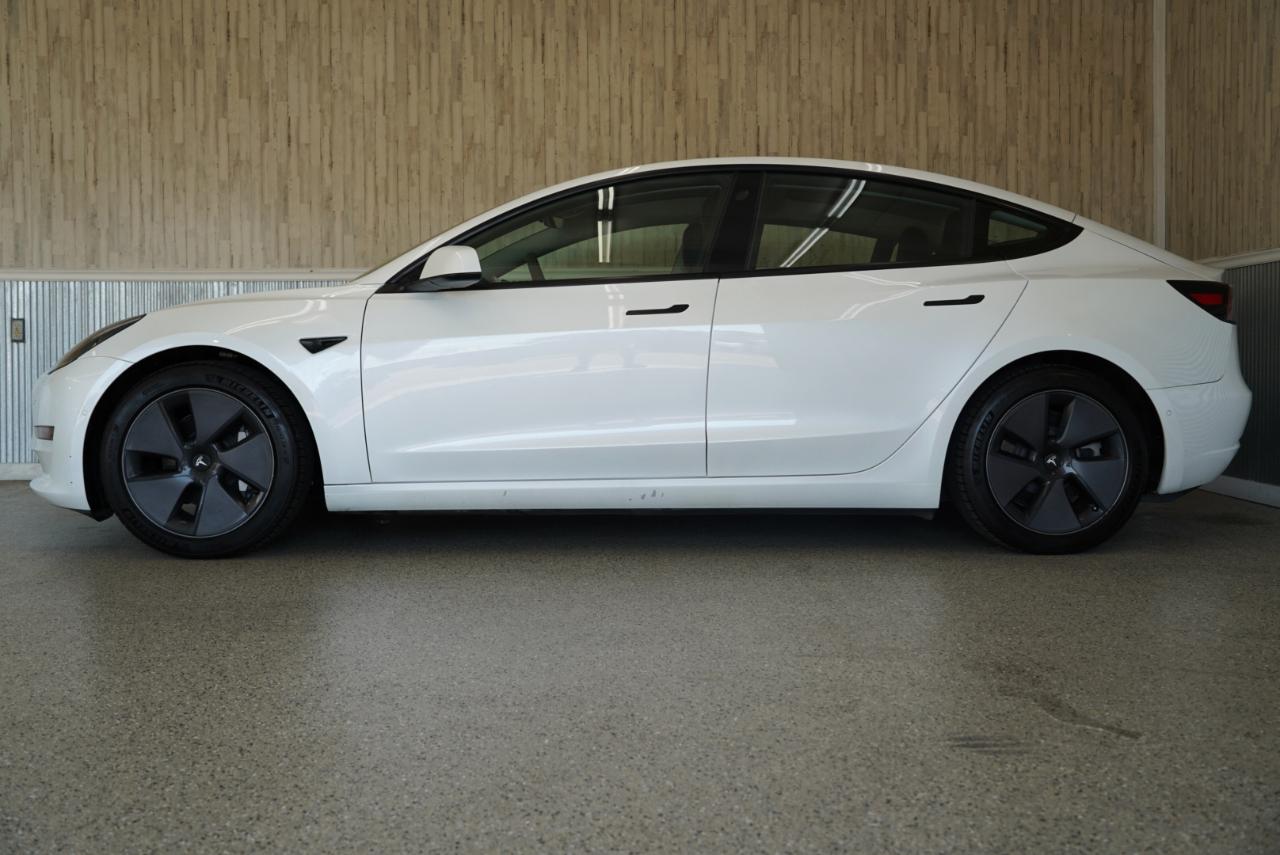 Tesla Model 3 Standard Range Plus RWD 2021