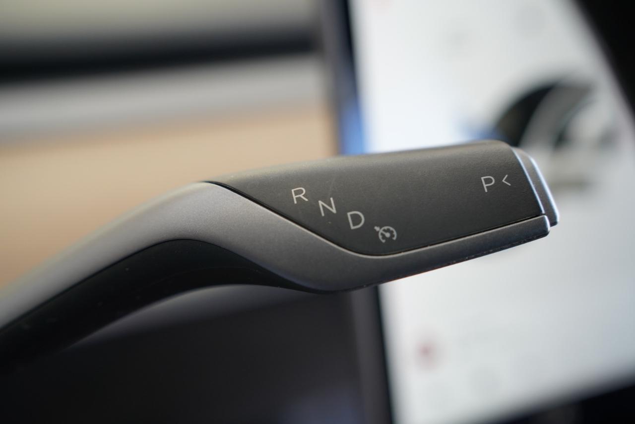 Tesla Model 3 Standard Range Plus RWD 2021