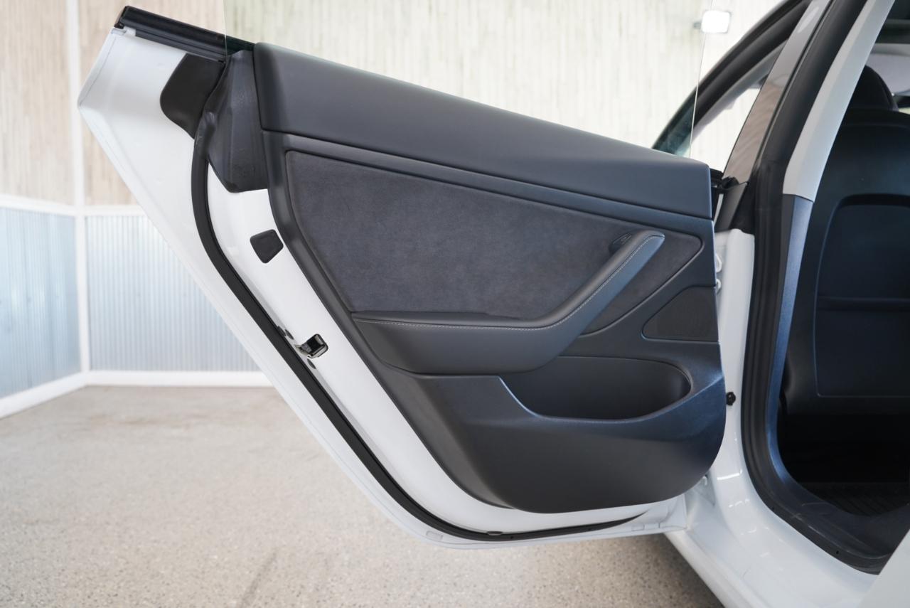 Tesla Model 3 Standard Range Plus RWD 2021