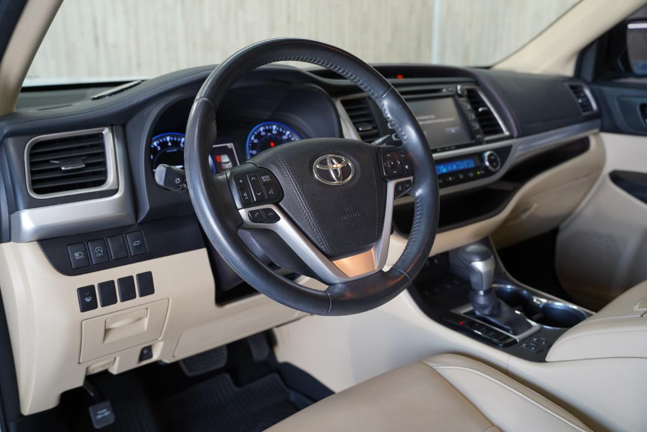 Toyota Highlander  2018
