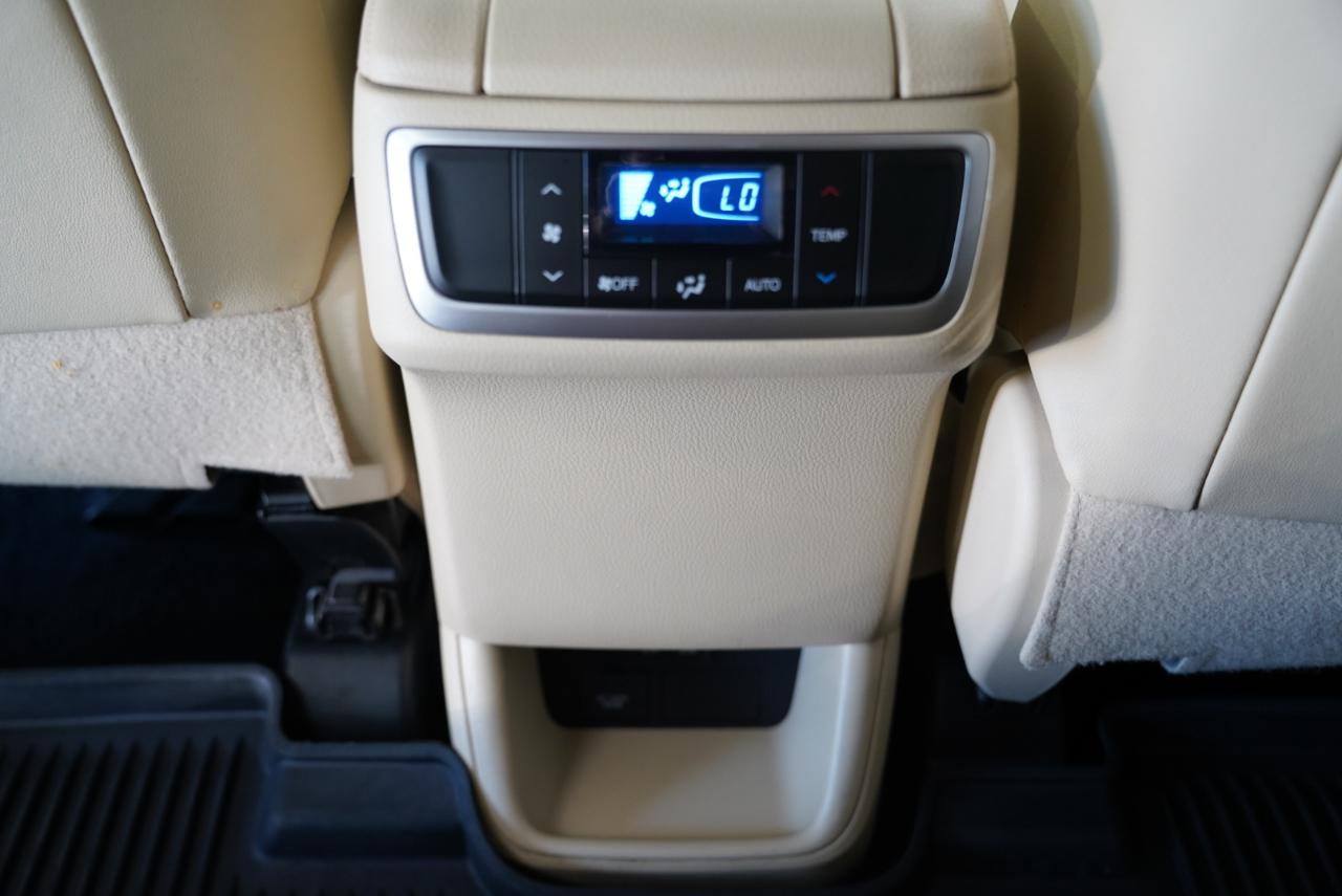 Toyota Highlander  2018