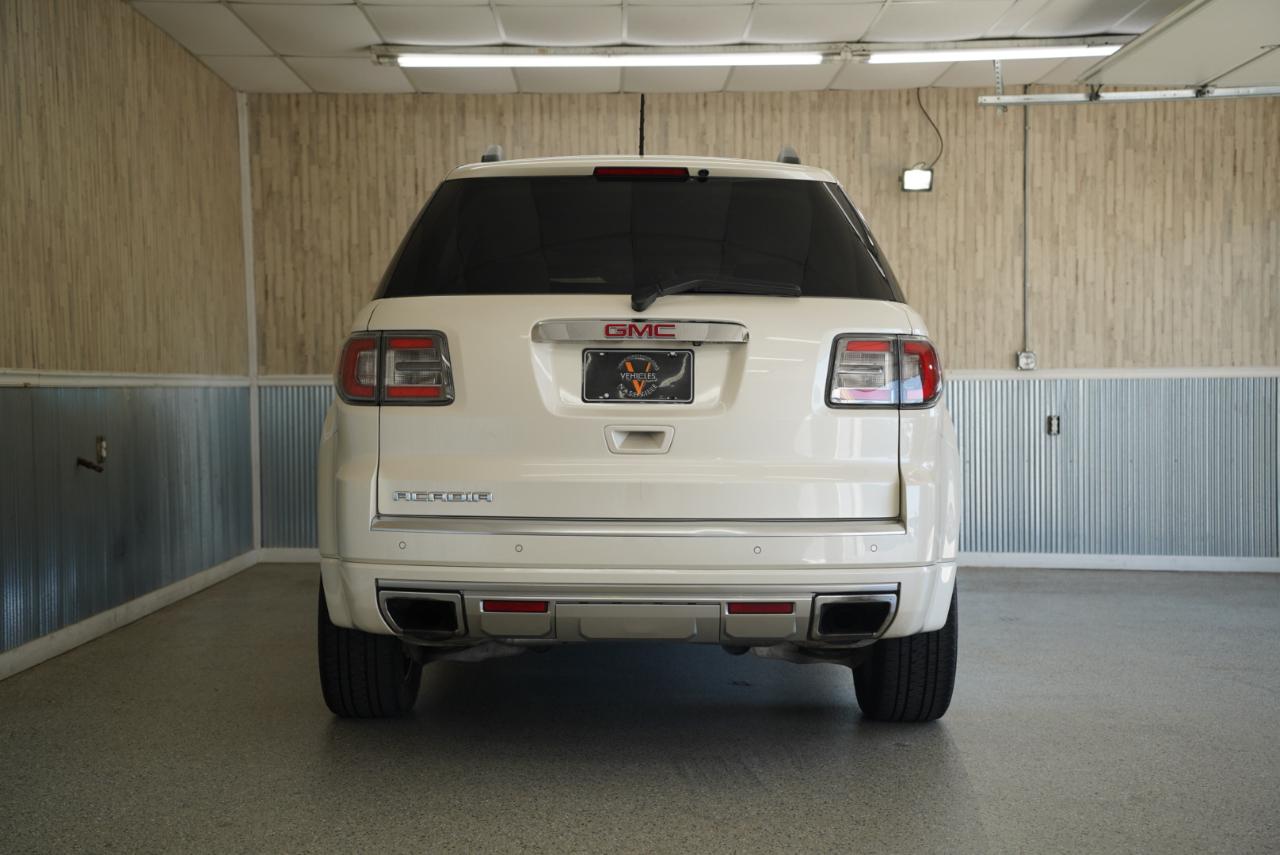GMC Acadia FWD 4dr Denali 2013