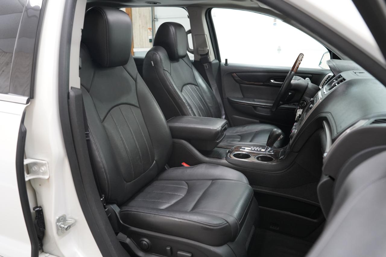 GMC Acadia FWD 4dr Denali 2013