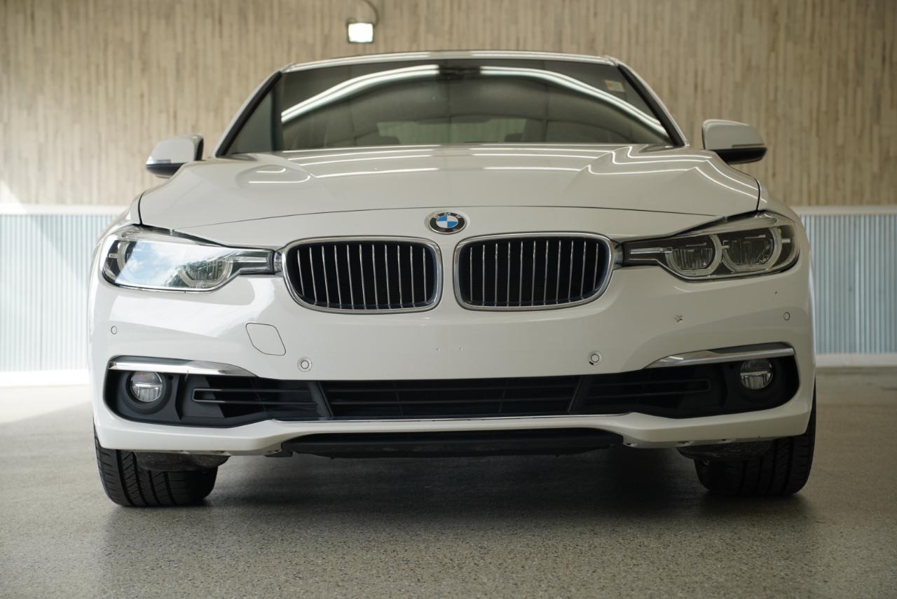 BMW 3 Series 330i Sedan 2018