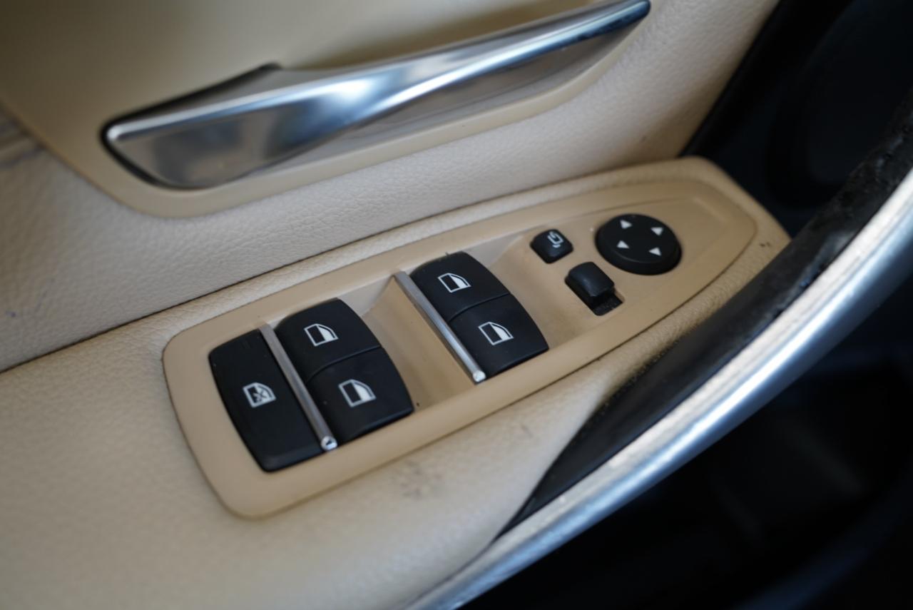 BMW 3 Series 330i Sedan 2018