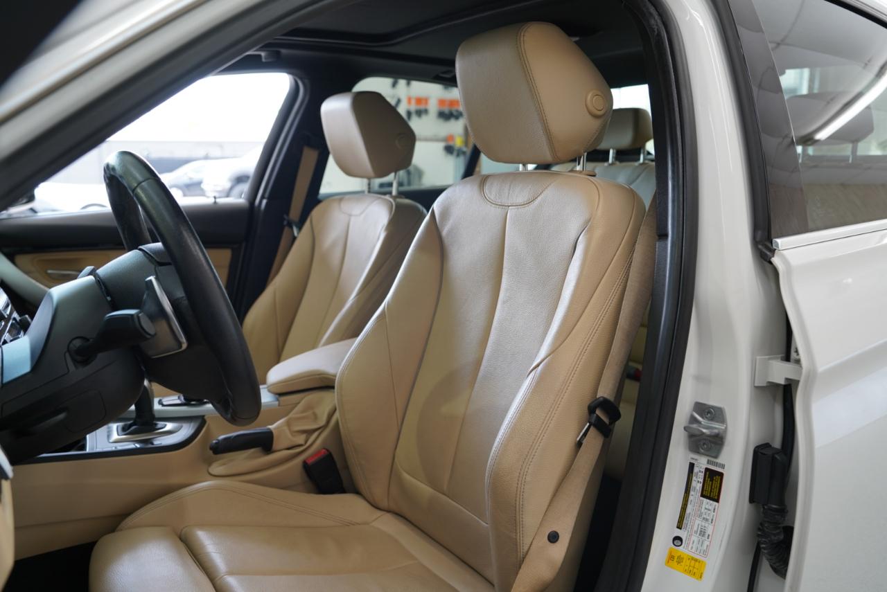 BMW 3 Series 330i Sedan 2018