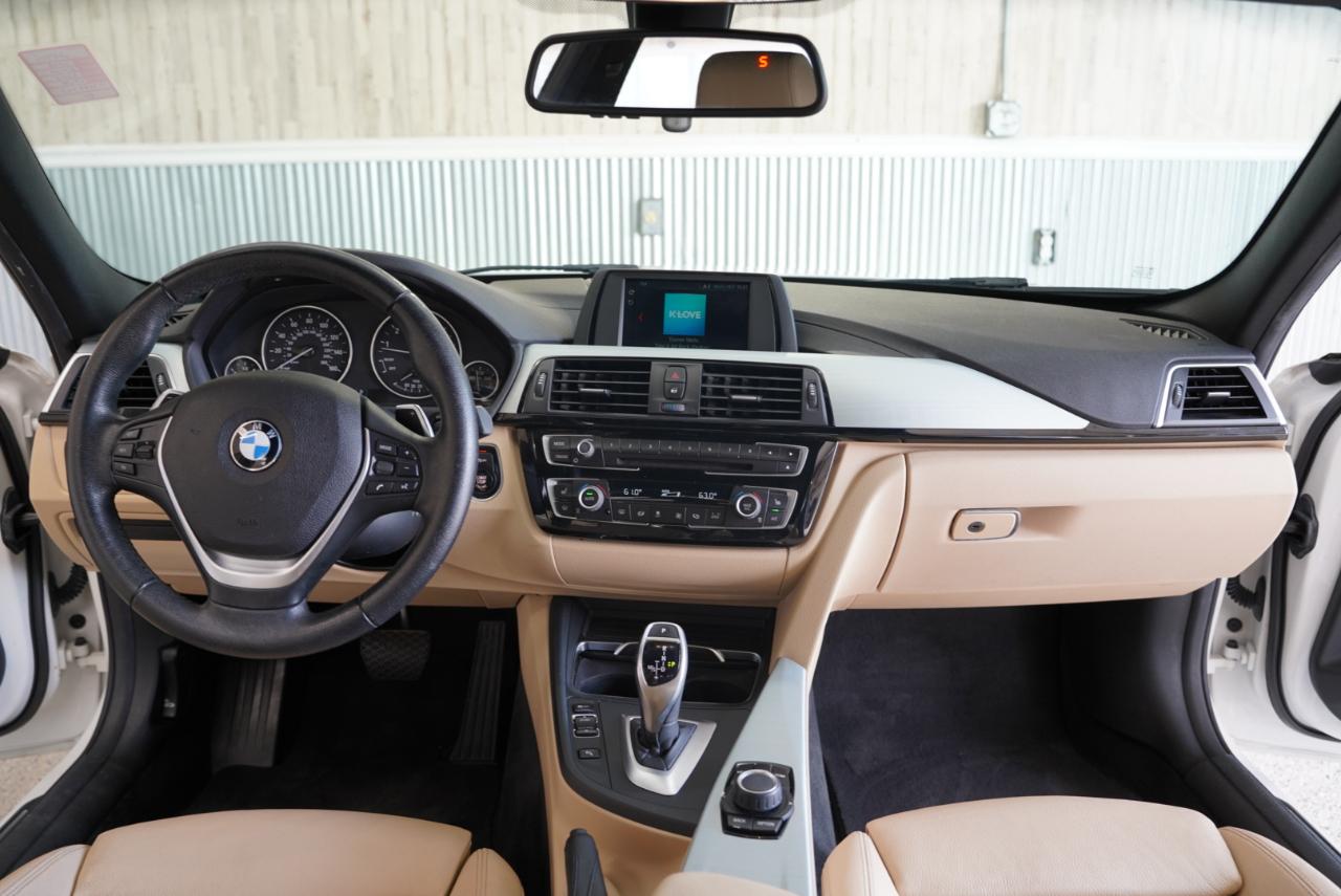 BMW 3 Series 330i Sedan 2018