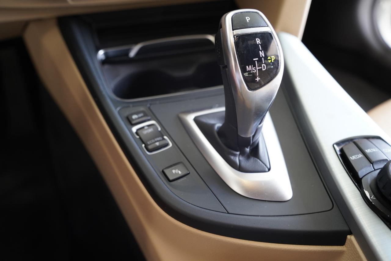 BMW 3 Series 330i Sedan 2018