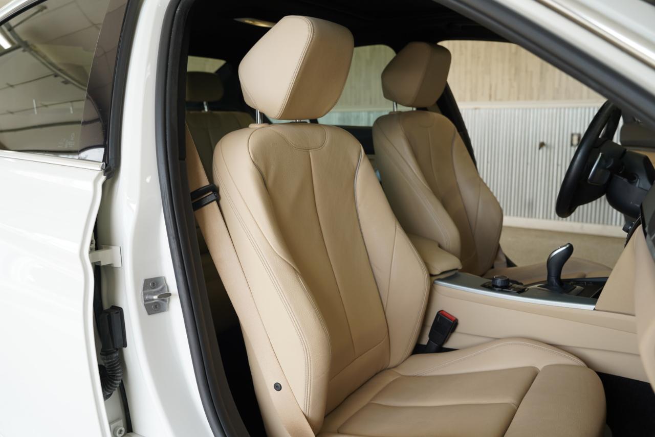 BMW 3 Series 330i Sedan 2018