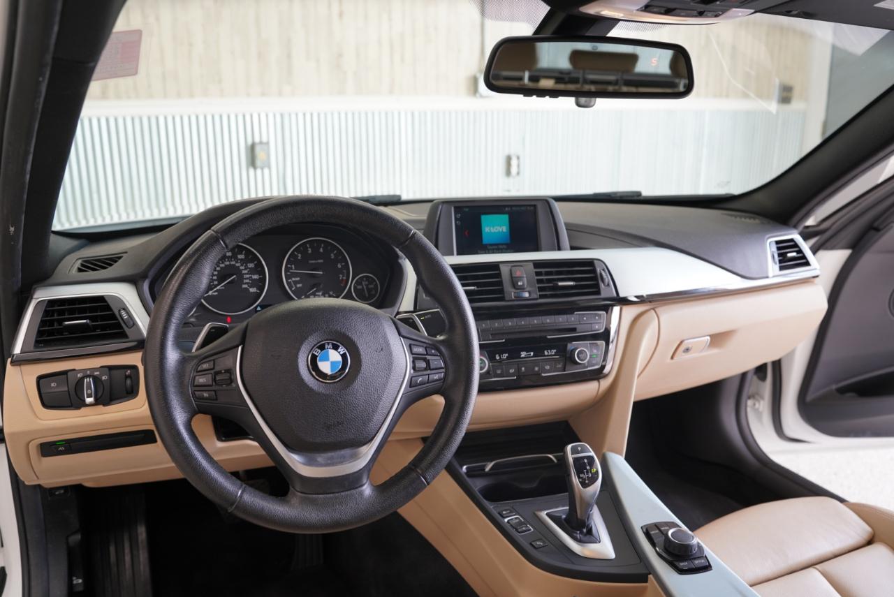 BMW 3 Series 330i Sedan 2018