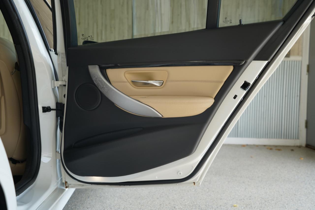 BMW 3 Series 330i Sedan 2018