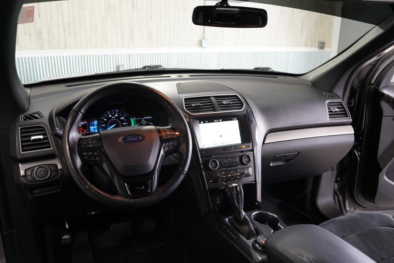 Ford Explorer XLT 4WD 2018