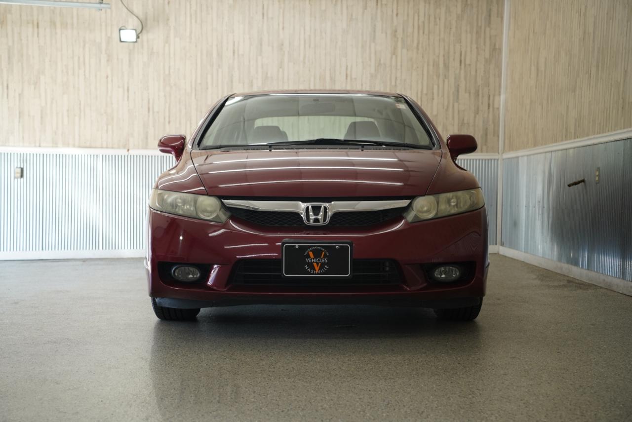 Honda Civic photo 2