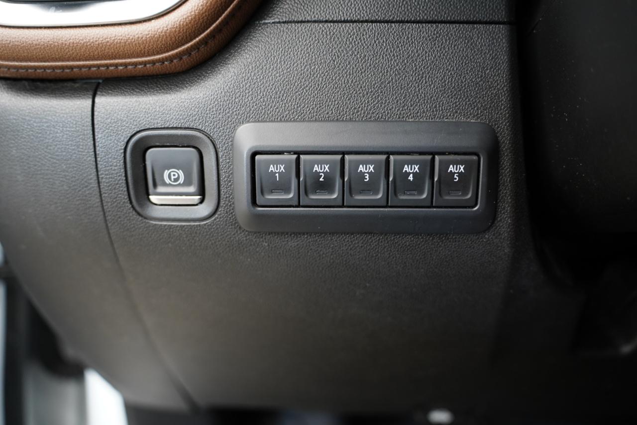 Chevrolet Silverado 2500HD 4WD Crew Cab 159" High Country 2020