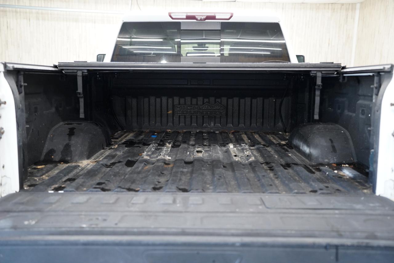 Chevrolet Silverado 2500HD 4WD Crew Cab 159" High Country 2020