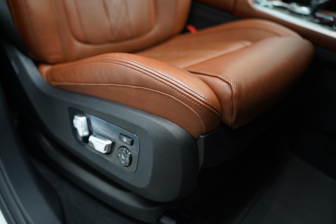 BMW X7 xDrive40i Sports Activity Vehicle 2019