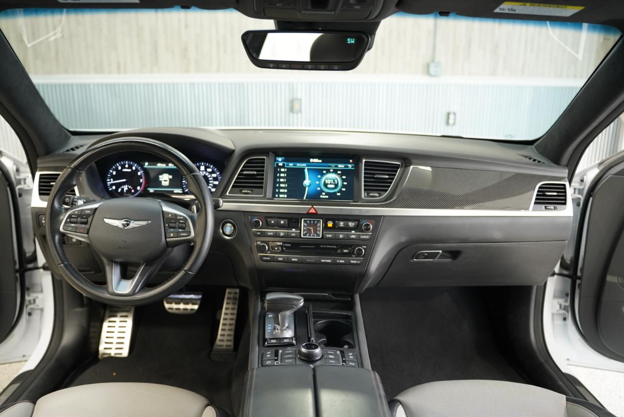 Genesis G80 3.3T Sport RWD 2018