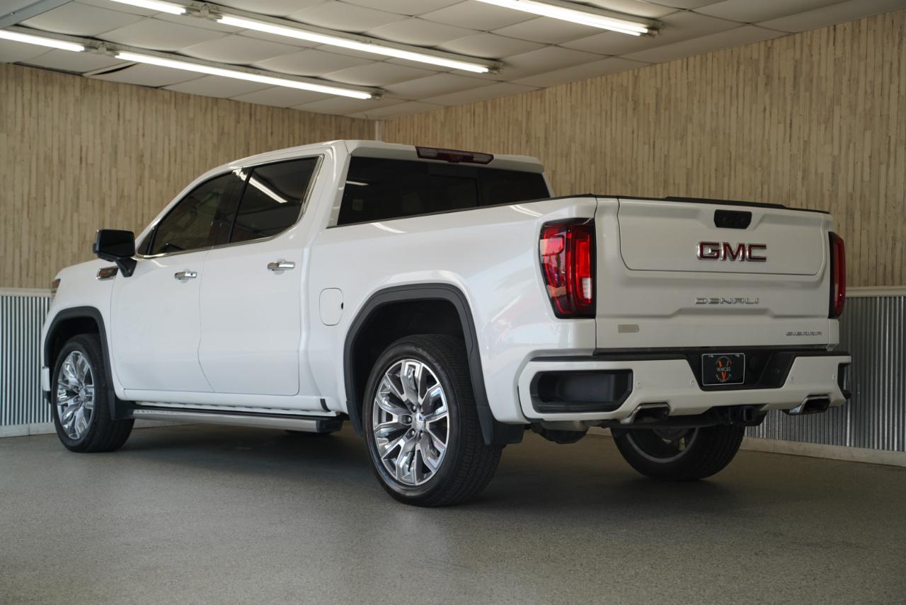 GMC Sierra 1500 4WD Crew Cab 147" Denali 2023