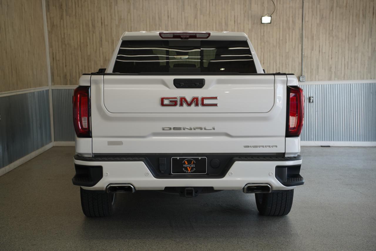 GMC Sierra 1500 4WD Crew Cab 147" Denali 2023