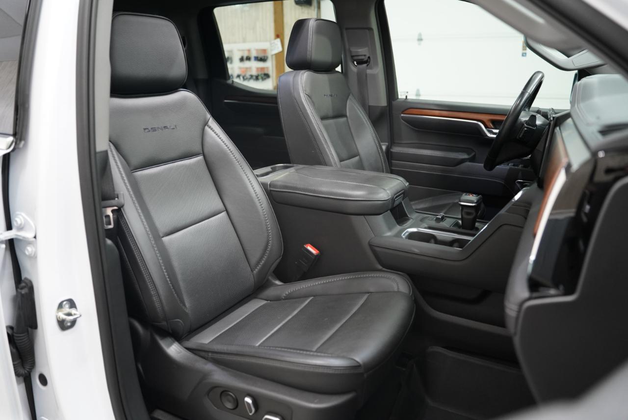 GMC Sierra 1500 4WD Crew Cab 147" Denali 2023